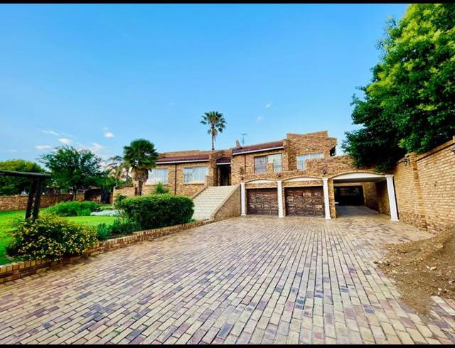 3 BEDROOM HOUSE FOR SALE IN GLENVISTA